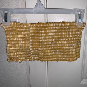 brandy melville super short yellow crop